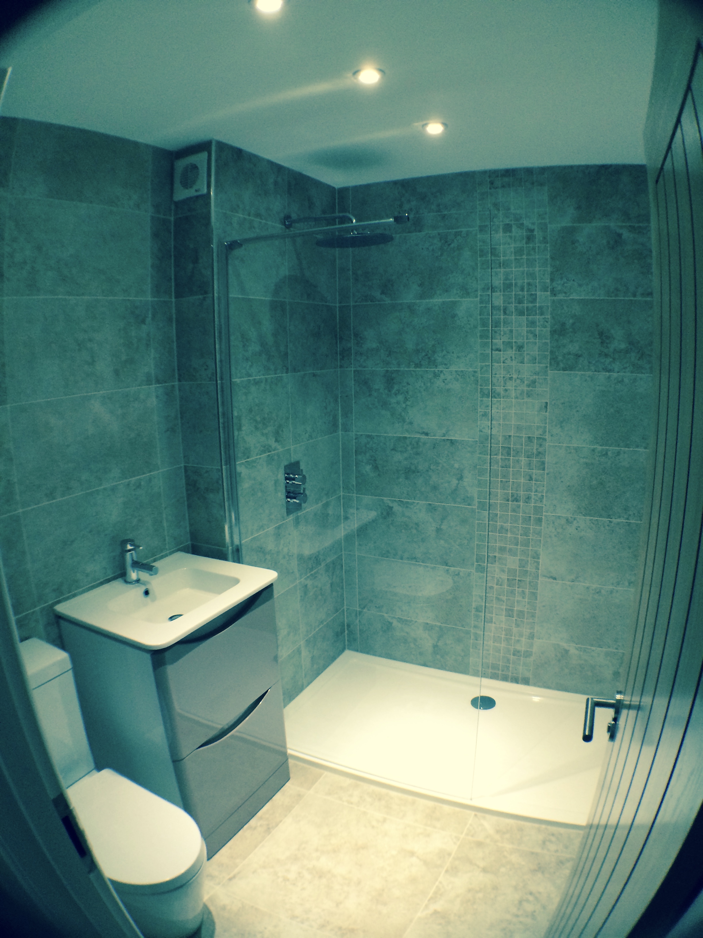 Bathrooms amwellkitchens.co.uk